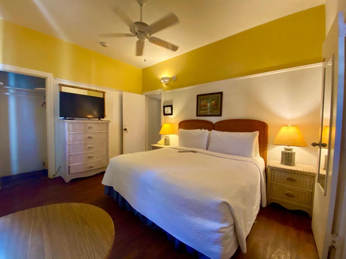 At Wind Chimes Boutique Hotel ซานฮวน ภายนอก รูปภาพ