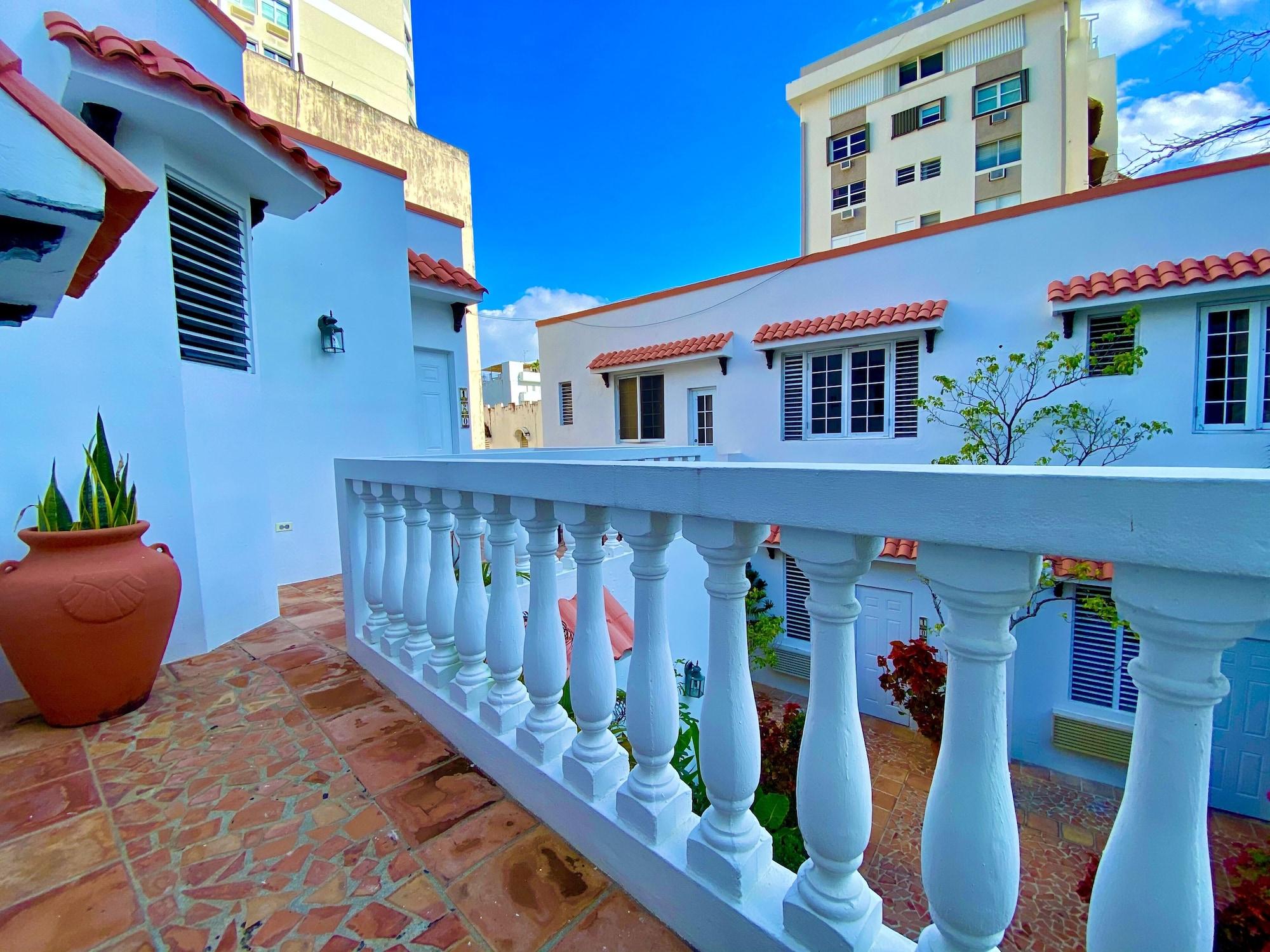 At Wind Chimes Boutique Hotel ซานฮวน ภายนอก รูปภาพ